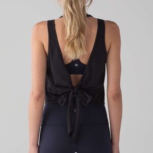 Lululemon it's a tie tank top size 6